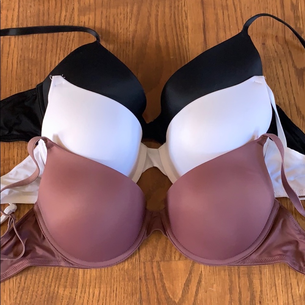 VS Pink Bra Bundle